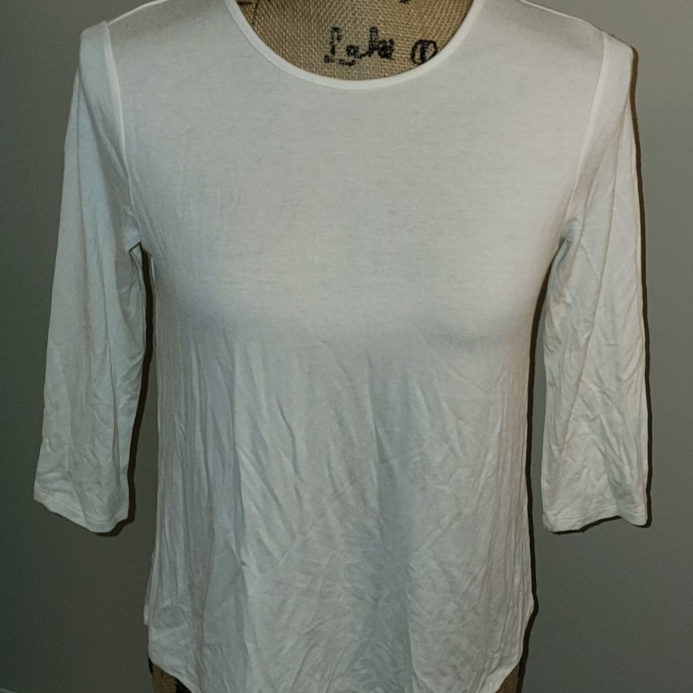 NWOT J.Jill Wearever cream top